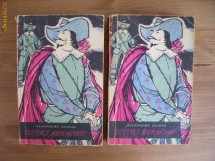 Alexandre Dumas - Cei trei muschetari (2 volume) foto
