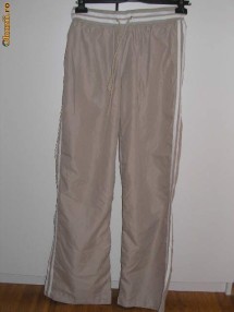 Pantaloni dama 100% poliester, marime L foto