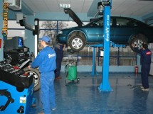 SERVICE AUTO-MECANICA-DIAGNOZA-FRANE-DIRECTIE-PIESE AUTO foto