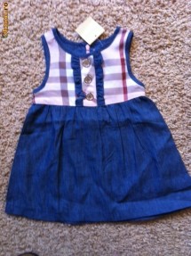 ROCHIE ROCHITA BURBERRY 1 AN SAU MAI MICA foto