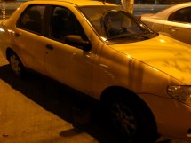 Inchiriez masina auto turism doar cu sofer, Fiat Albea cu pret mic, 1 leu pe km Se poate face si distributie foto