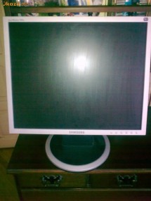 MONITOR SAMSUNG 17 foto