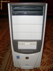 calculator Desktop Intel Pentium 4 3000 Mhz foto