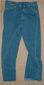 BLUGI DAMA LEVI'S RED 30-30 foto
