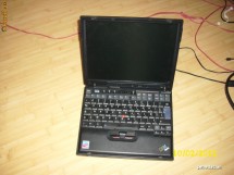 Laptop IBM X32 defect foto