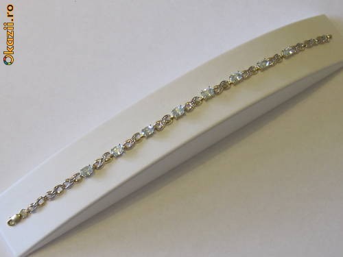 Bratara din aur, 4,03g, cu pietre naturale topaz si diamant foto mare