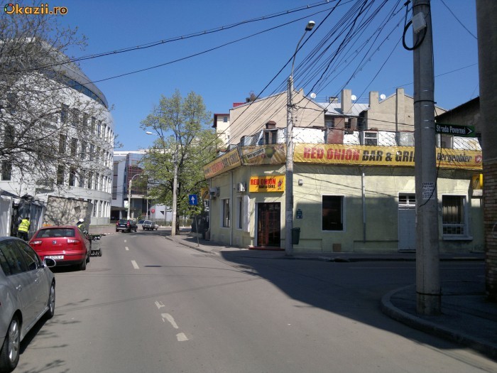 Piata Victoriei,cladire proprietate+restaurant 130m2 +subsol 80m2 +pod 110m2 foto mare