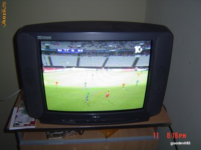 Televizor CRT Akai foto mare