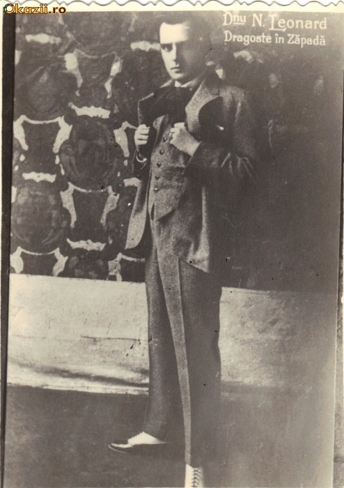 Poza artist Nicolae Leonard foto mare