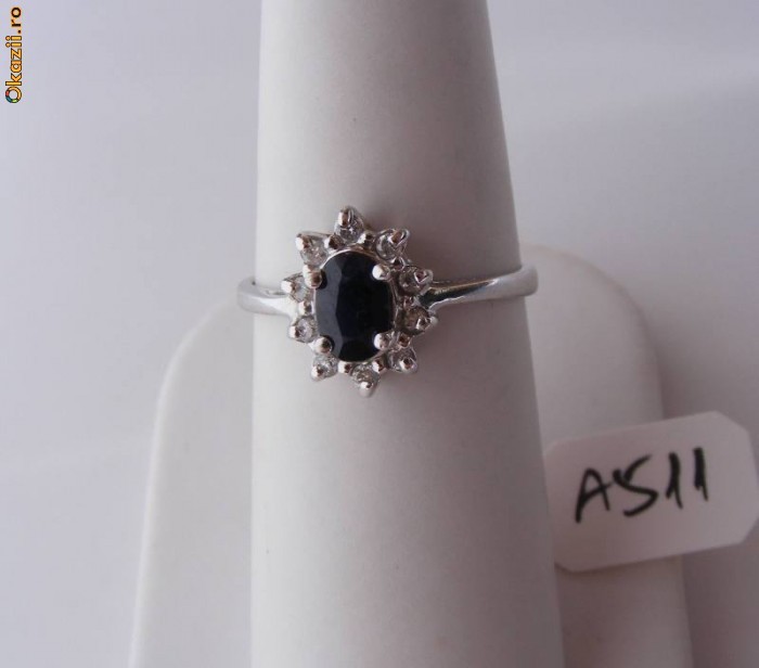 Inel aur 10K, 2.3g, montura anturaj cu SAFIR 0.5ct si 10 BRILIANTE !! foto mare