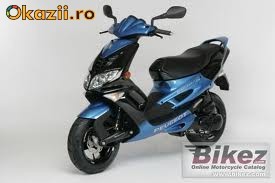 Vand/Schimb Scuter Peugeot SpeedFight 1 foto mare