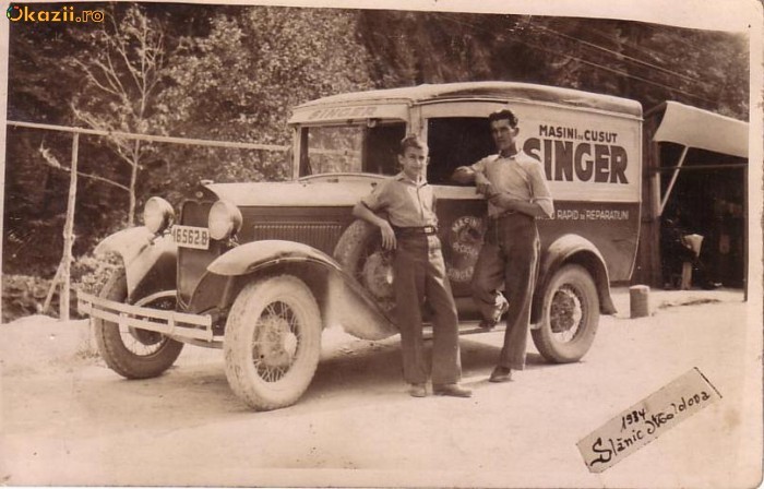 FOTO VECHE SLANIC MOLDOVA 1934-CARAVANA SINGER foto mare