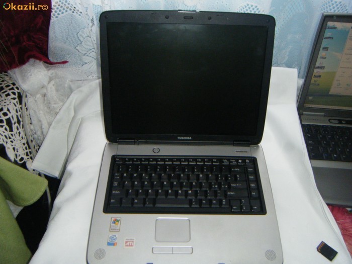 dezmembrez  laptop toshiba sat. pro a60it foto mare