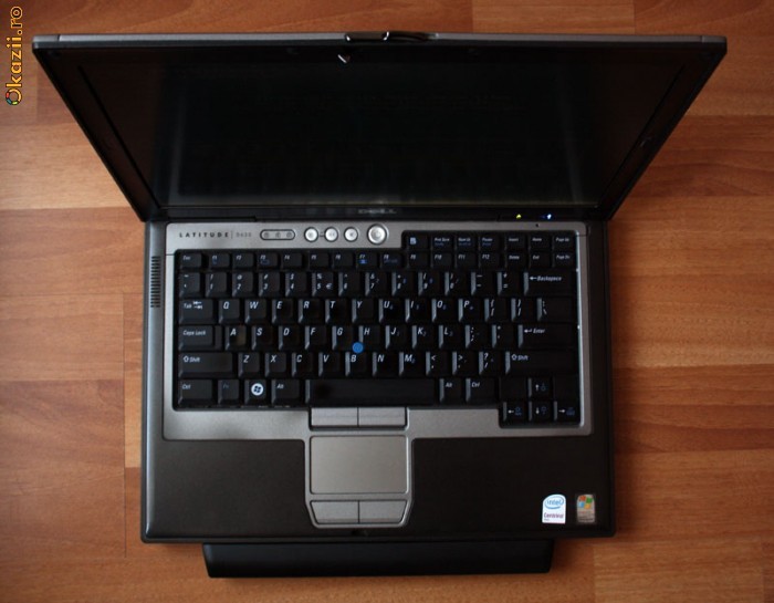 Laptop Dell D630 Intel Core2 Duo 1.8 GHz, 2.5 GB RAM cu Docking Station foto mare