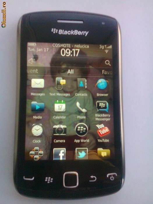 Blackberry Curve 9380 foto mare