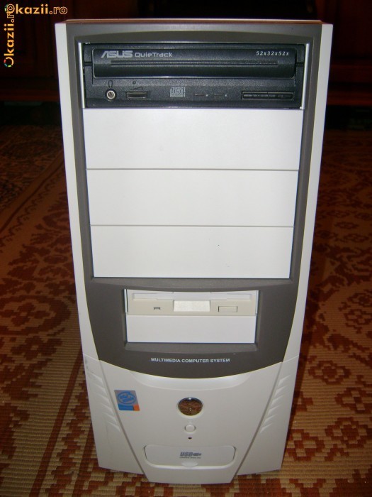 calculator Desktop Intel Pentium 4 3000 Mhz foto mare