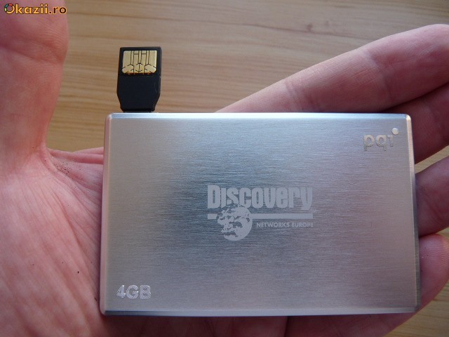 Stick USB sub forma de suport carti de vizita - 4GB foto mare