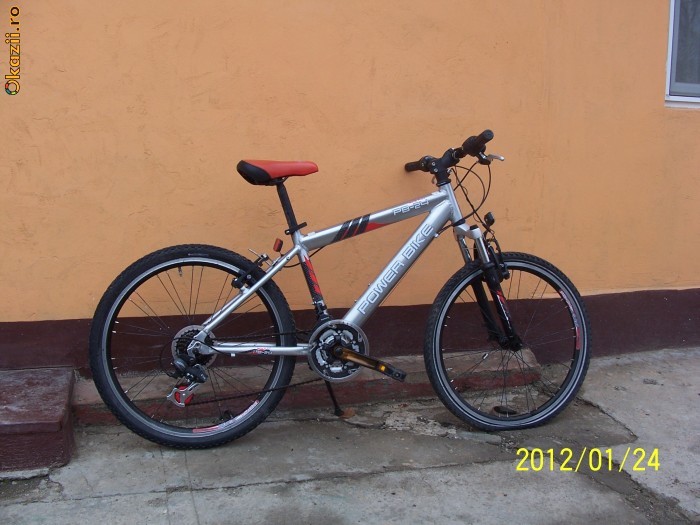 BICICLETA  POWER foto mare