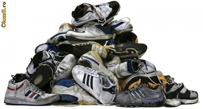 Un singur adidas foto mare