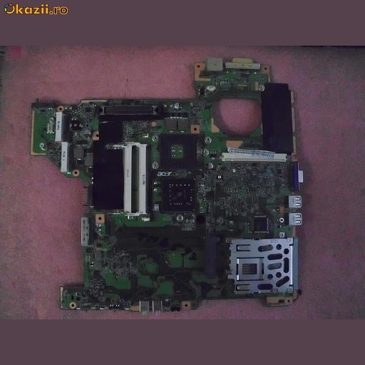 Placa de baza defecta ACER TM6593G(neumblat pe ea) foto mare
