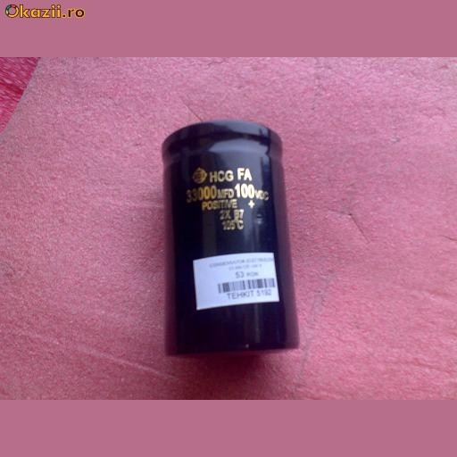 CONDENSATOR ELECTROLITIC, 33.000 UF/ 100 V foto mare
