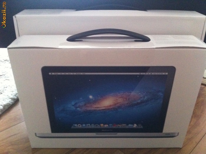 MacBook Pro 15 inch 2.2 quad core i7, 500 hdd foto mare