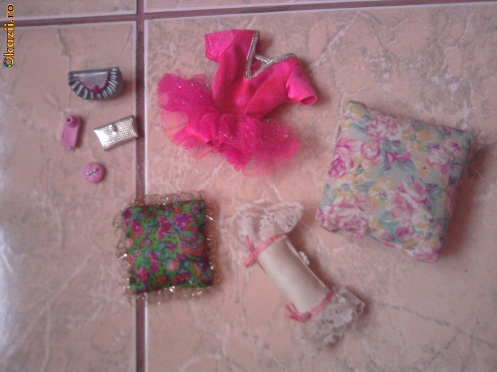 Lot accesorii Barbie Mattel foto mare