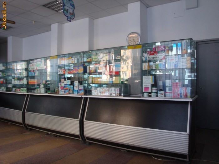 Mobilier Farmacie foto mare