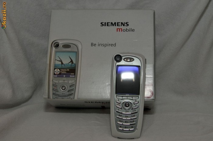 Numai 15 Euro - Telefon mobil de colectie - SIEMENS U 15 - Camera digitala x 2, Bluetooth, MP3 / MPEG4 Player, in stare foarte buna - made in Germany foto mare
