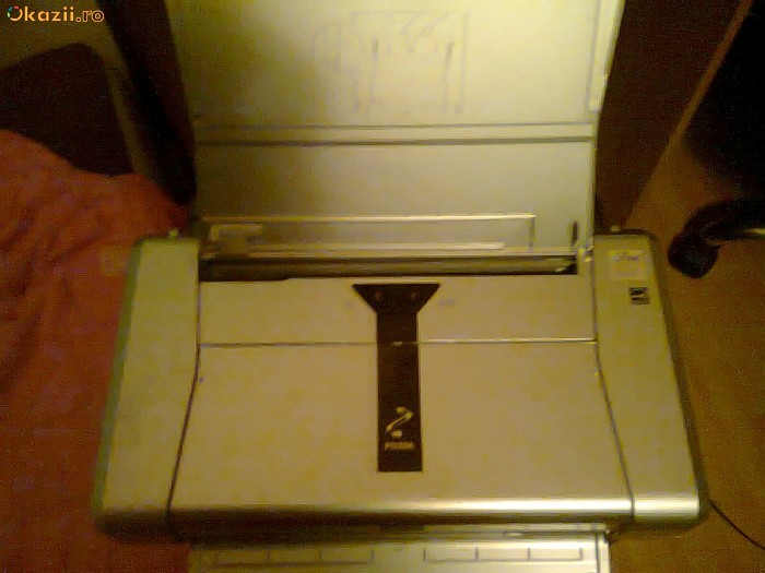 Imprimanta canon ip100 PORTABILA cu baterie , autonomie la bat circa 360 poze . foto mare