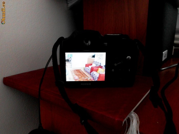 Fuji finepix s5700 foto mare