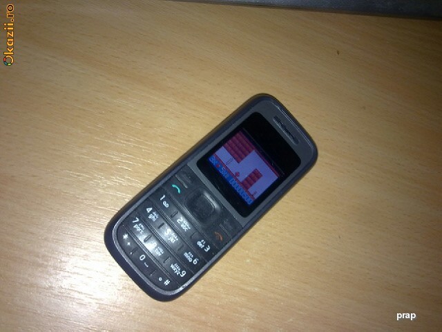 Nokia 1208 foto mare