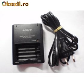 INCARCATOR ACUMULATORI AA sau AAA SONY foto mare